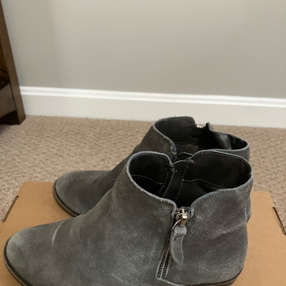 Kensie Gray Ankle Boots - Picture 3 of 4